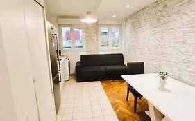 Mini-Studio Avec Kitchenette Ou Chambre Confort Avec Frigo Et Tv - Parking En Option Sur Resa !